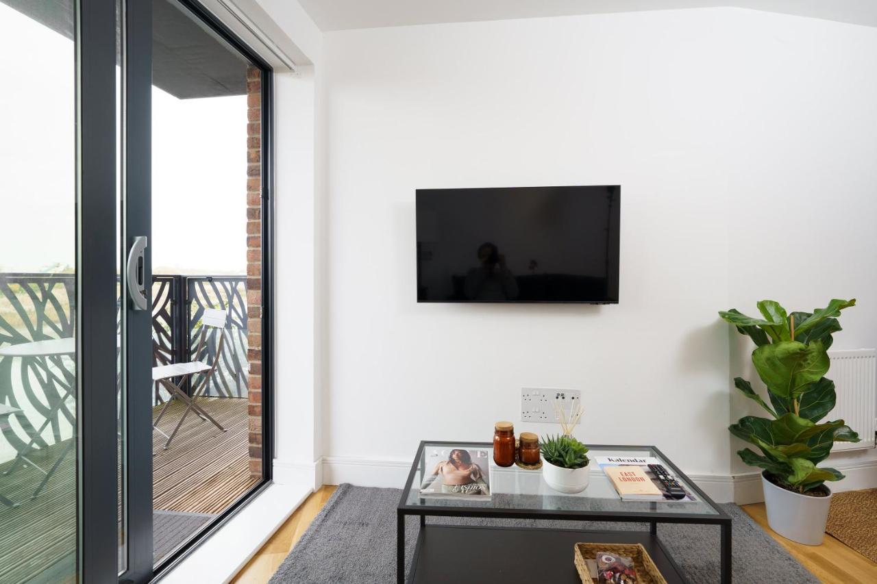 1 Bed Flat Near Canary Wharf, O2 Appartement Londen Buitenkant foto